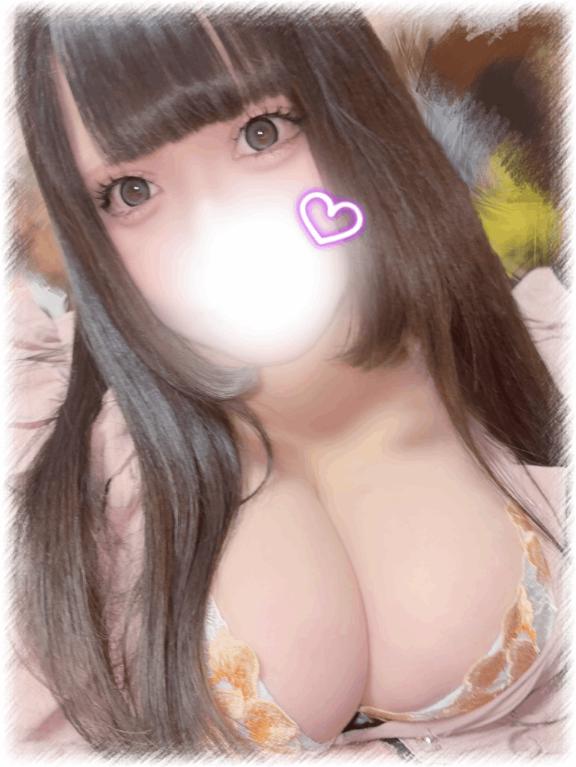 清楚で可愛いぽっちゃり美女の画像